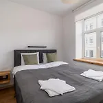 Апартаменти With Exposed Brick Interior - Stabu Street Рига