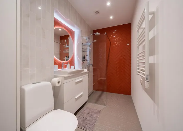 Apartment With Exposed Brick Interior - Stabu Street